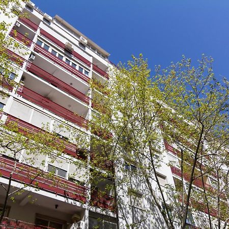 Dobo Homes Clara Del Rey Madrid Exterior foto