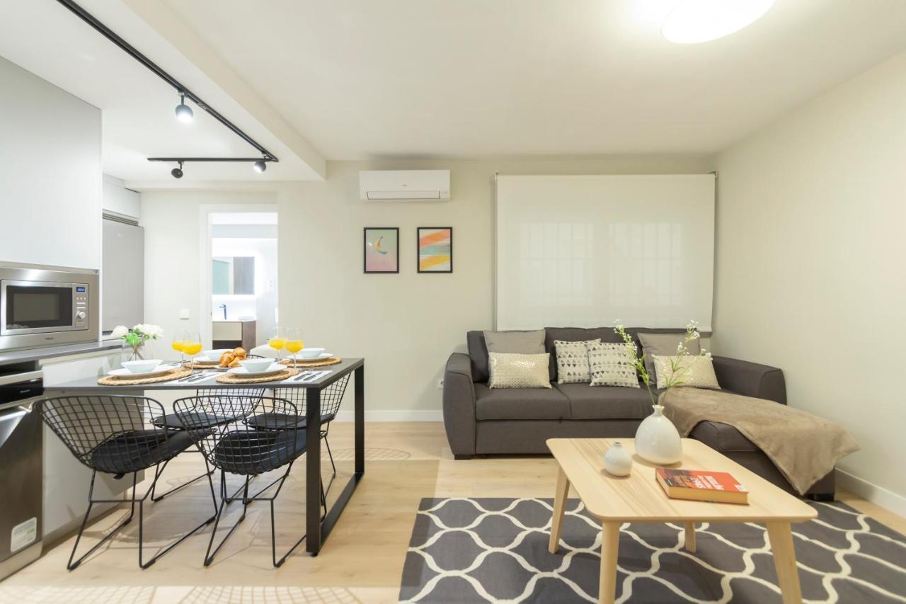 Dobo Homes Clara Del Rey Madrid Exterior foto